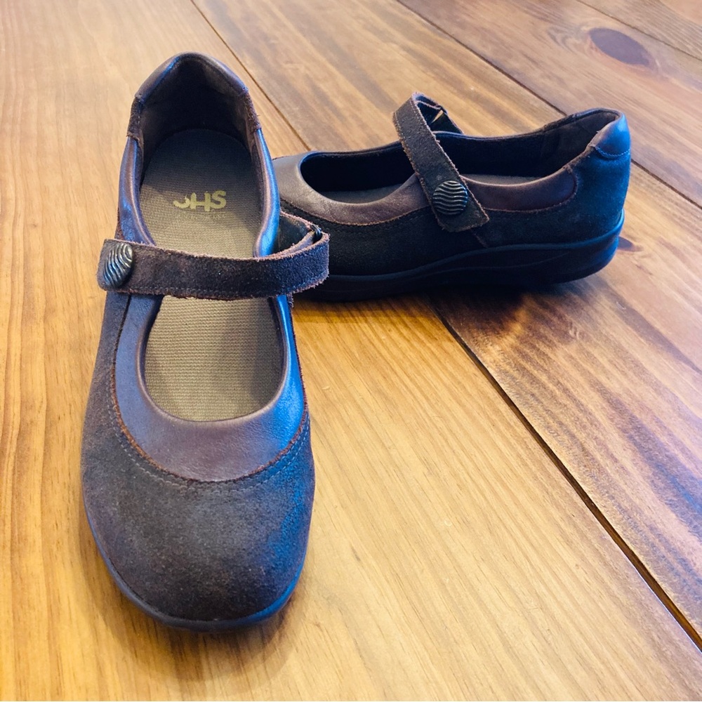 SAS Step Out Womens 9 N (narrow) Leather Mary Jane Comfort Shoes